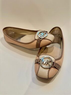 Michael Kors Two-Tone Beige & Brown MK Logo Ballet Flats Size 8.5